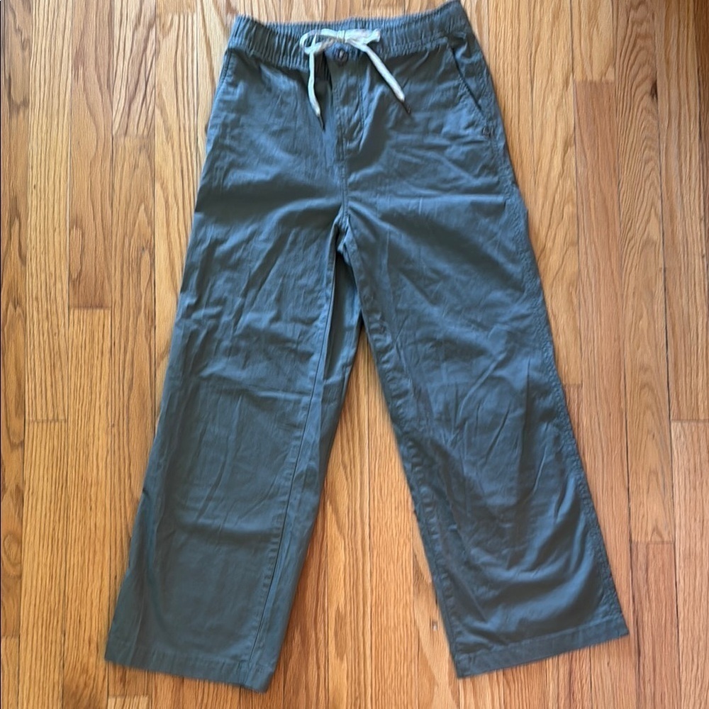 Vuori sz XS Ripstop wide leg pant green zip pockets zip fly like new condition